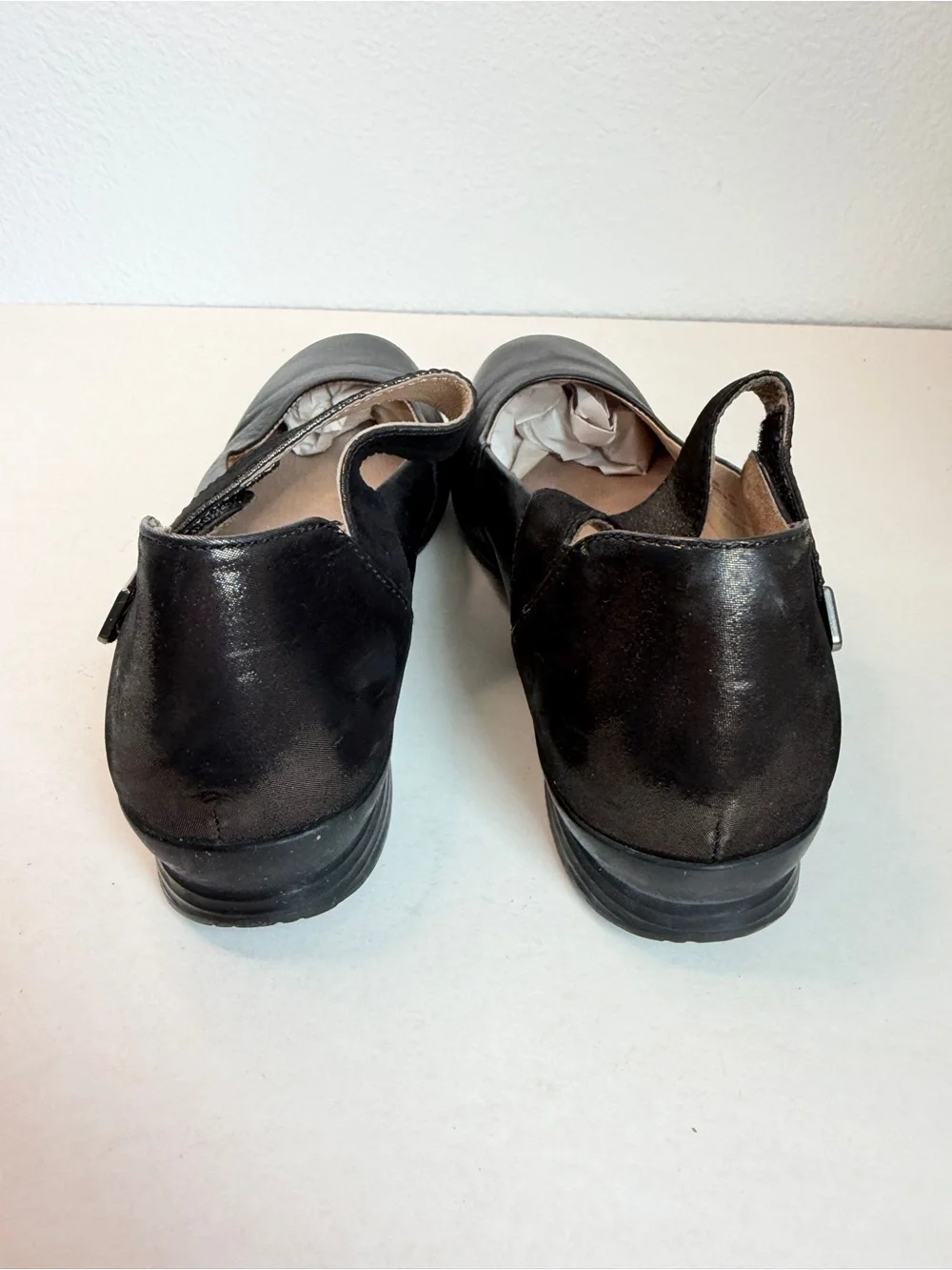 Dansko Women's Black Leather Mary Jane Flats Size 38 (7.5)